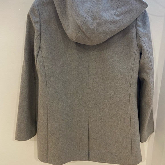 Swingy coat in Italian wool - Picture 2 of 6